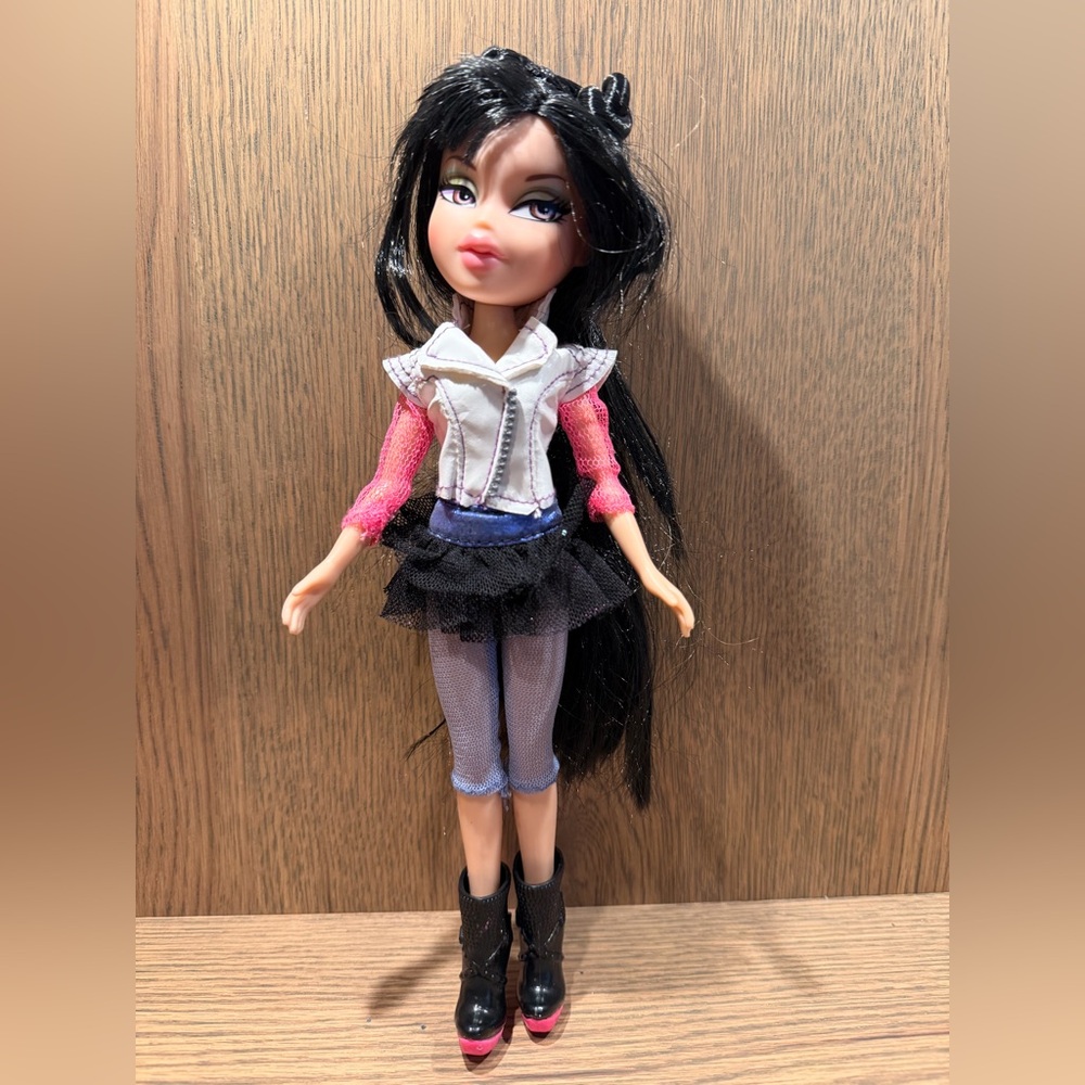 Bratz Neon Jade